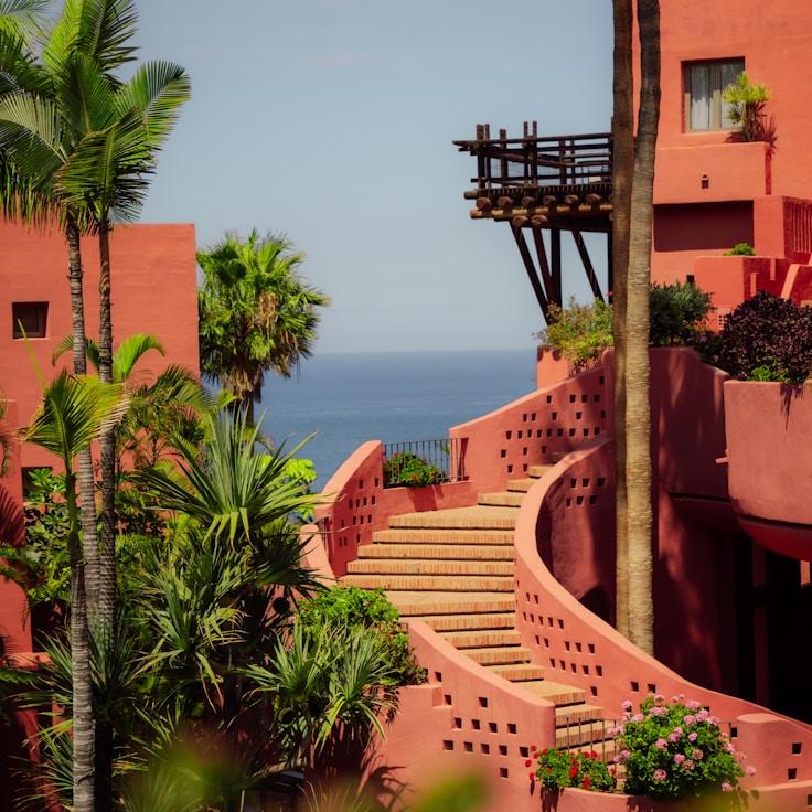 Outdoor terrace seating suitable for families in Rome